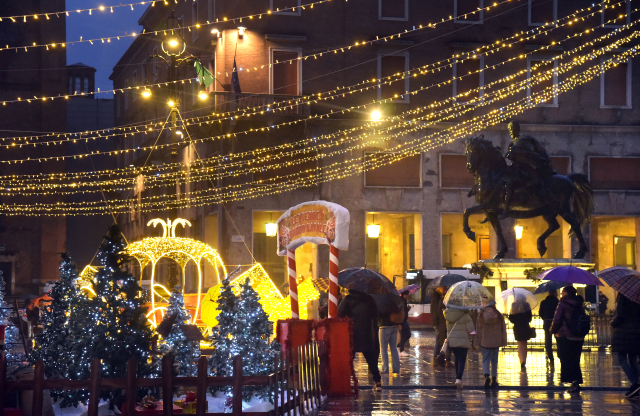 Natale in Piazza Cavalli e dintorni