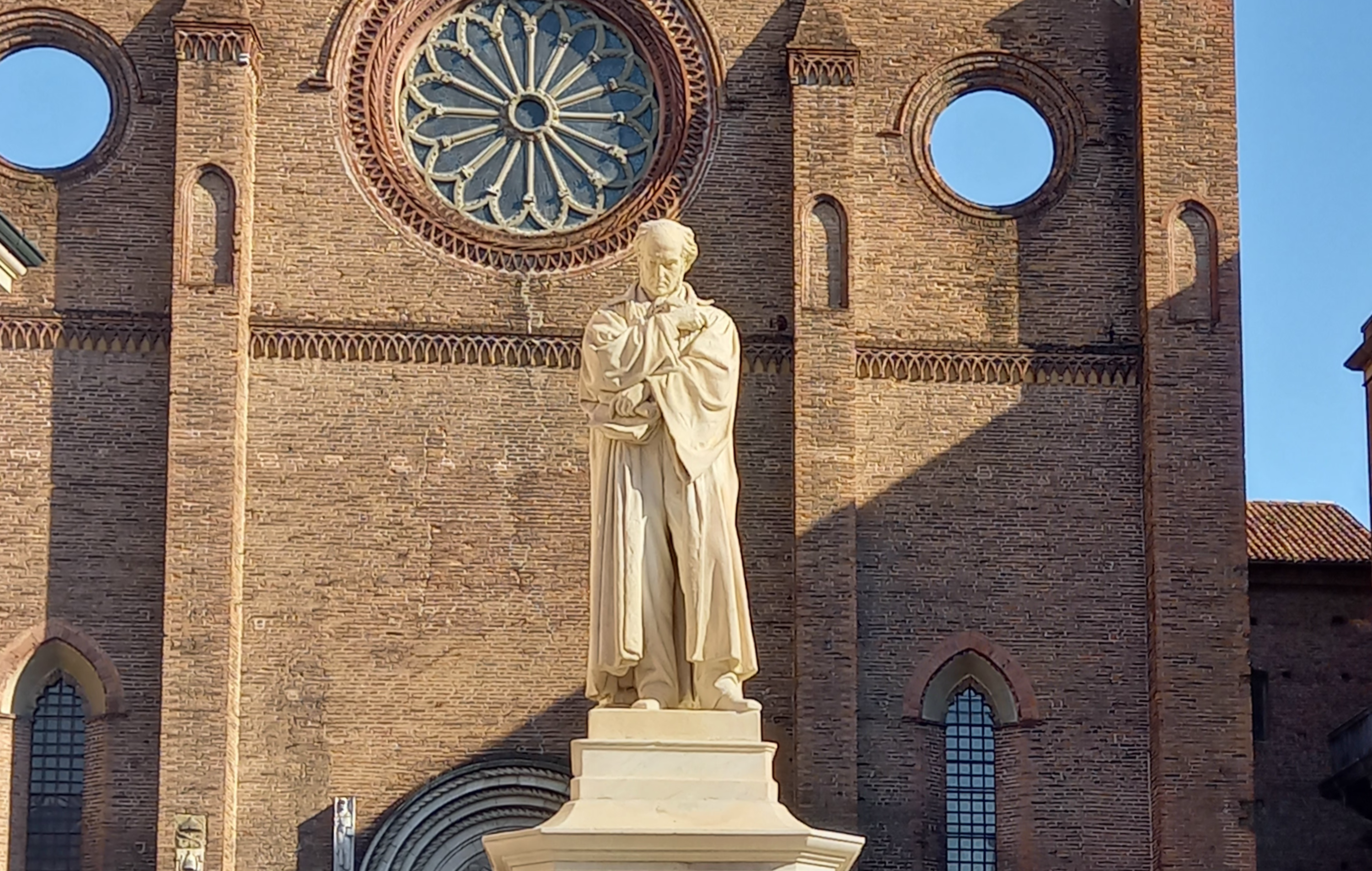 Monumento a Giandomenico Romagnosi